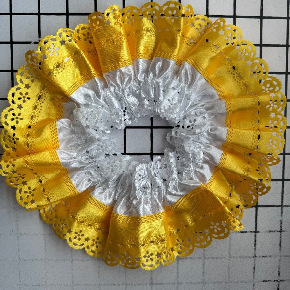 Easter basket cover with elastic band